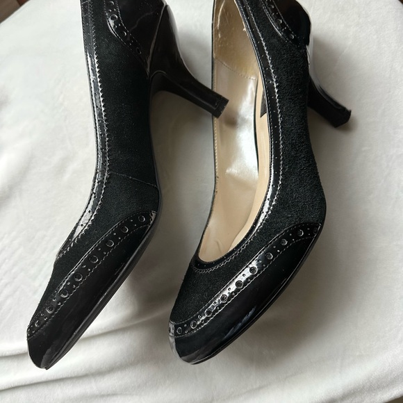 Etienne Aigner medium heel shoes - Picture 3 of 4